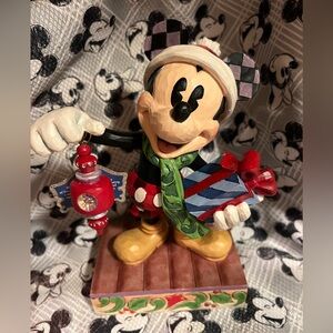 Mickey Mouse Jim Shore 2024 limited edition Christmas Magic Figurine